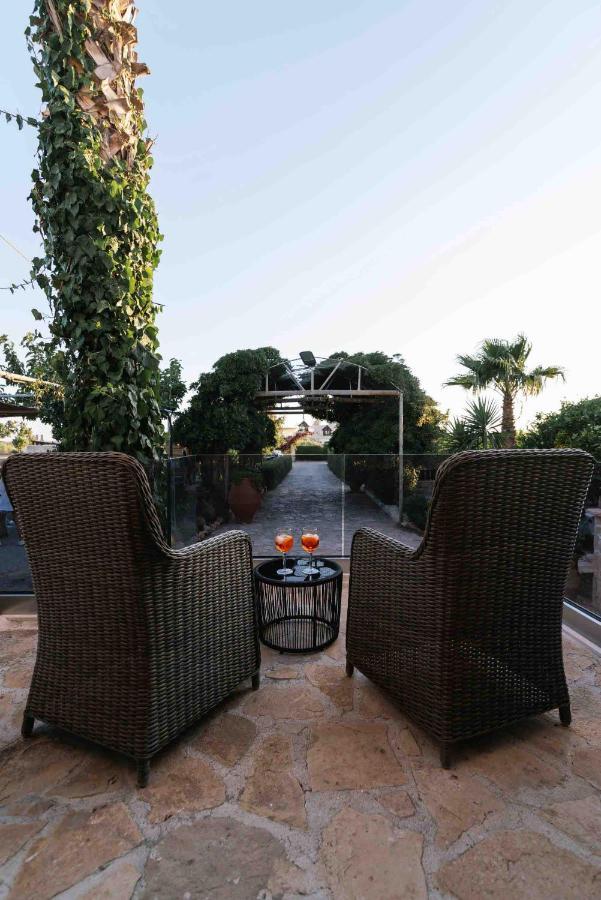 Villa Repsimia With Private Jacuzzi 코키노스 피르고스 외부 사진