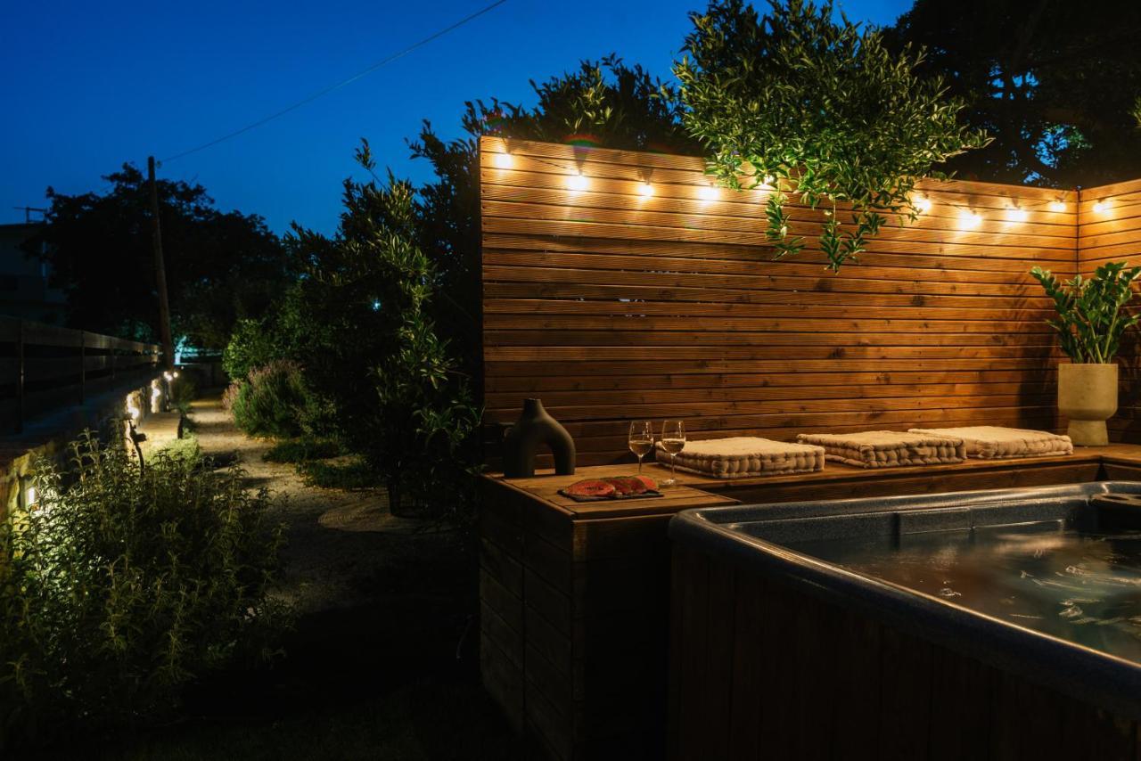 Villa Repsimia With Private Jacuzzi 코키노스 피르고스 외부 사진