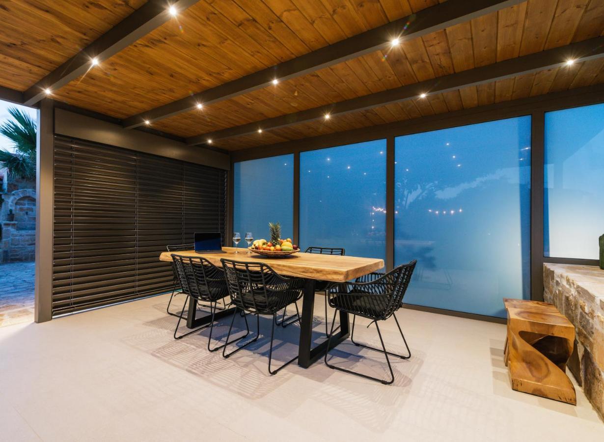Villa Repsimia With Private Jacuzzi 코키노스 피르고스 외부 사진