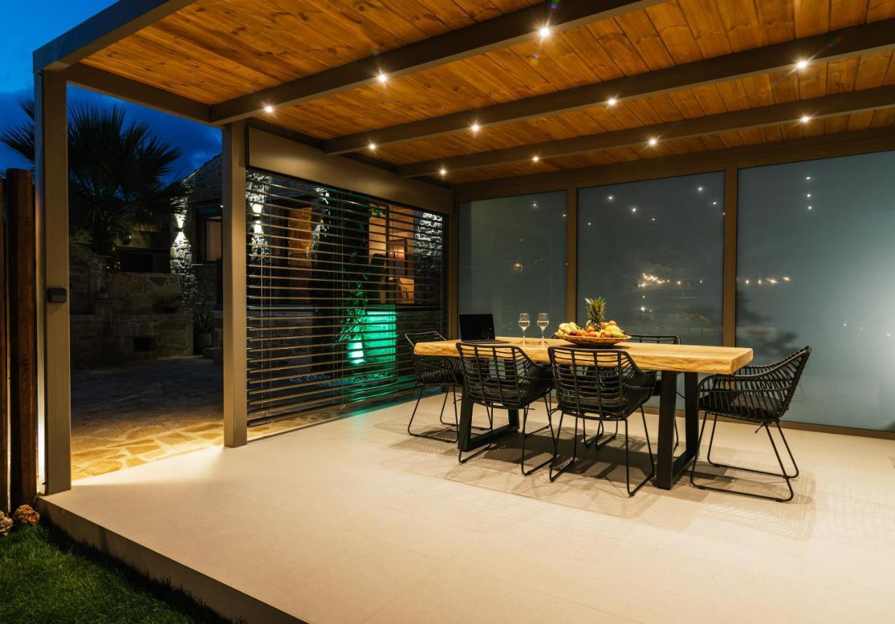 Villa Repsimia With Private Jacuzzi 코키노스 피르고스 외부 사진